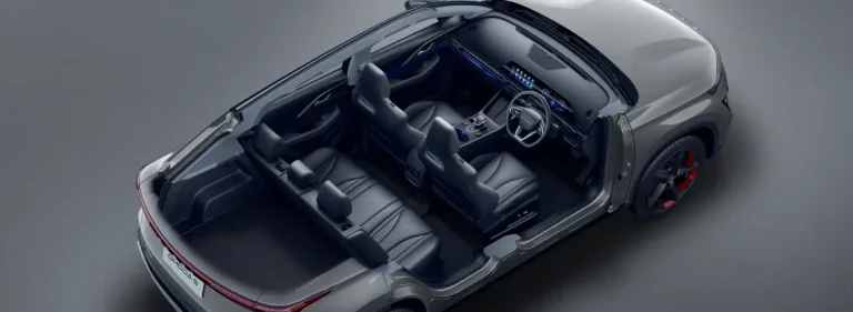 spacious-futuristic-2